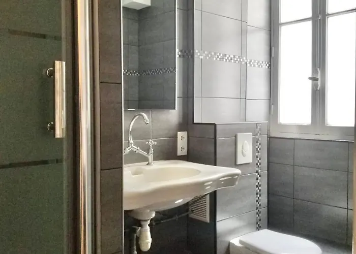 Cozy Near Bastille Appartamento *